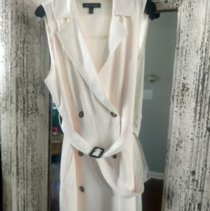 Sleeveless wrap dress with belt, Never warn.